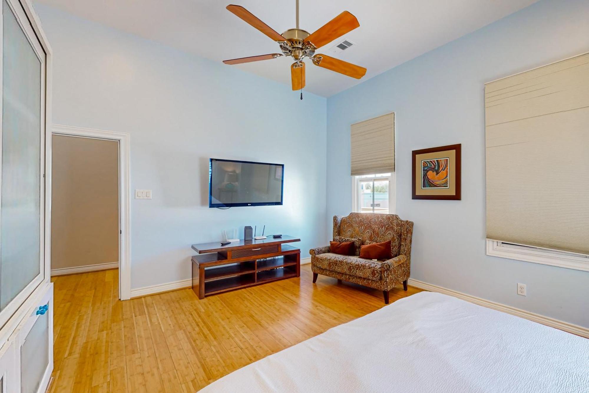 Ferienwohnung Under The Avenue Galveston Exterior foto