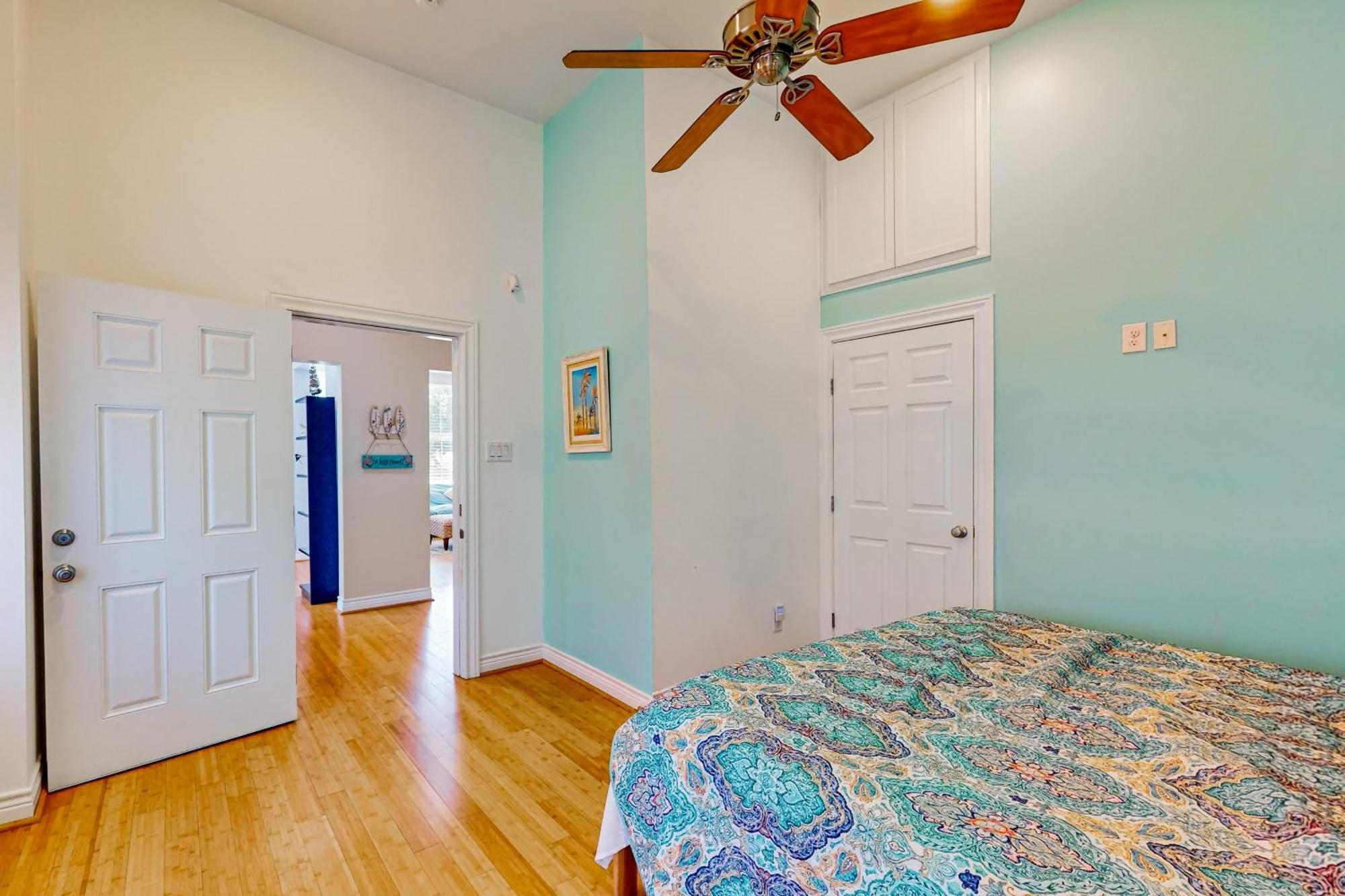 Ferienwohnung Under The Avenue Galveston Exterior foto